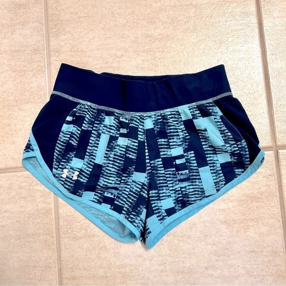 Under Armour Speedpocket Run N Shorts short in Blue Fitted women’s size S - Picture 1 of 10